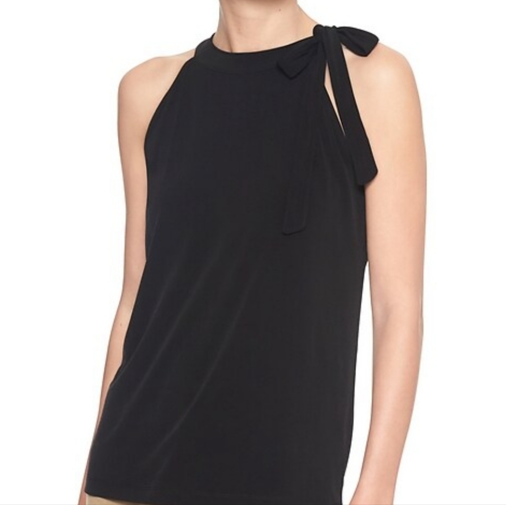 BANANA REPUBLIC BLACK SLEEVELESS TOP WITH BOW SIZE 8